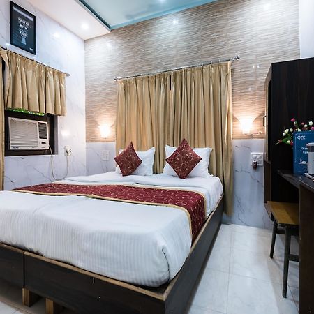 Oyo 1781 Hotel Panchratna Panvel Luaran gambar